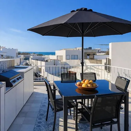 Casa Rosa Rooftop Terrace Bbq Walk To Marina-3